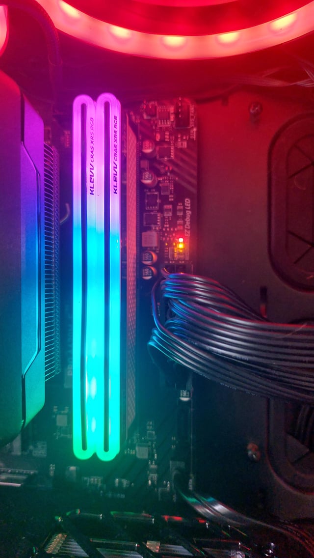 How long does memory training take DDR5? Key things that make the process shorter or longer.